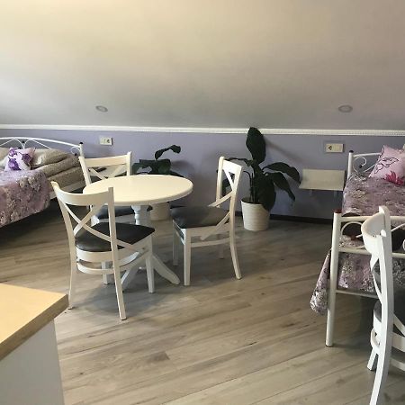Villa Galicia Berehove  Exteriör bild