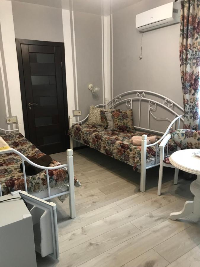 Villa Galicia Berehove  Exteriör bild