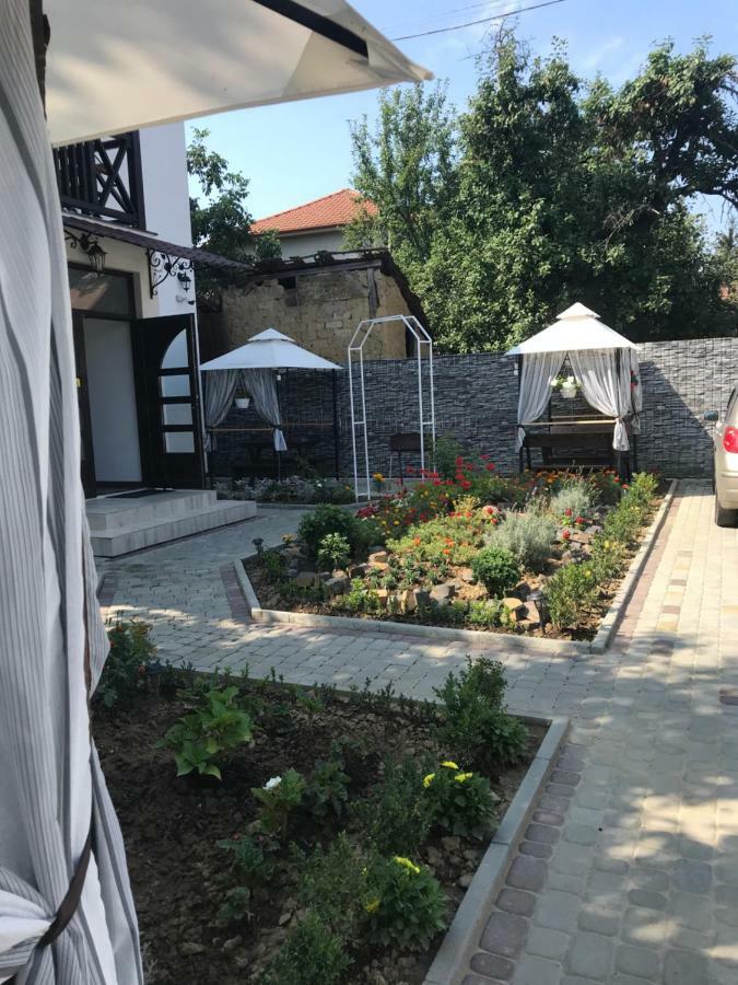 Villa Galicia Berehove  Exteriör bild